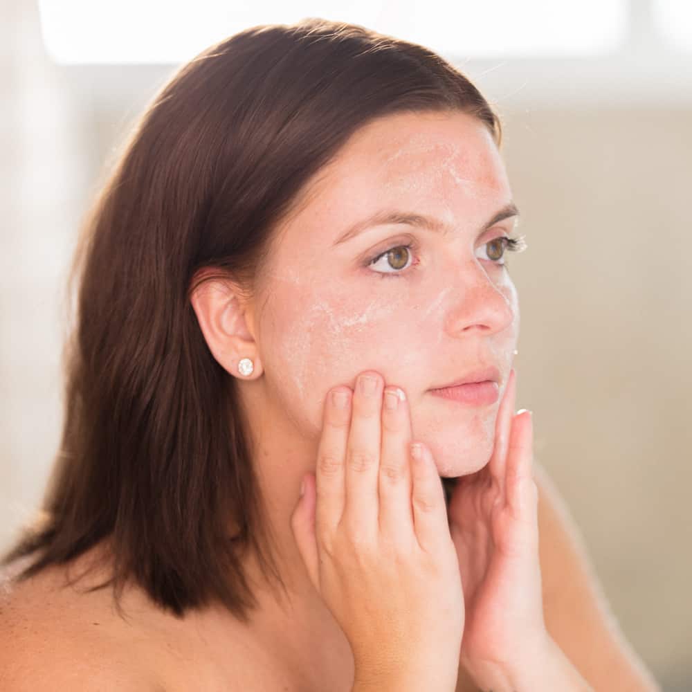 Beauty By Earth Face Wash with Superfruit and Sea Kelp 4oz