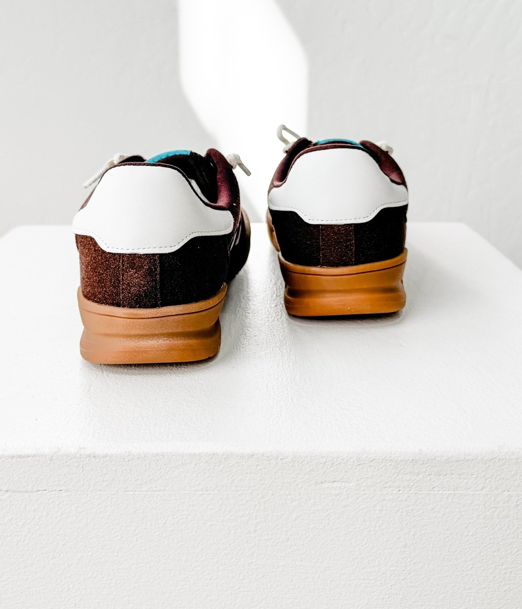 Maddie Sneaker in Brown