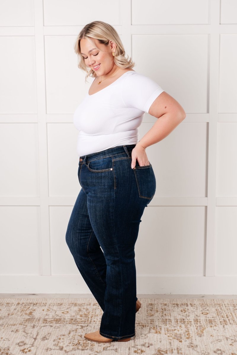 Alaina High Rise Classic Straight JeansMinnie's Treasure Boutique