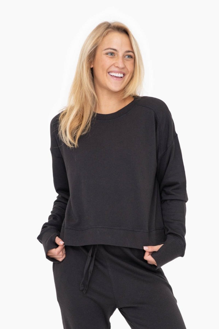 Basic Black Crew Neck Throw On Top