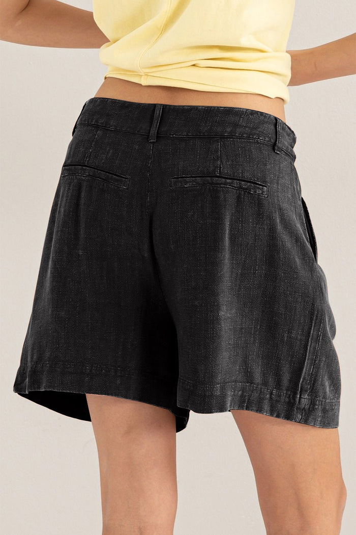 BLACK LINEN BLEND PLEATED SHORTS - Minnie's Treasure Boutique