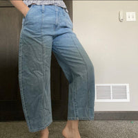 Center Seam Cropped Jeans