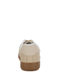 Crossover Classic Lace - Up Flatform Sneaker