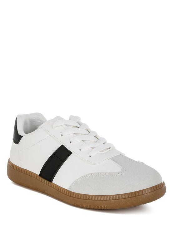 Crossover Classic Lace - Up Flatform Sneaker