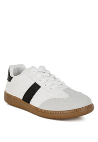 Crossover Classic Lace - Up Flatform Sneaker