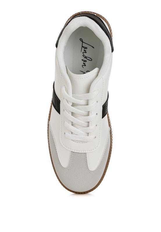 Crossover Classic Lace - Up Flatform Sneaker