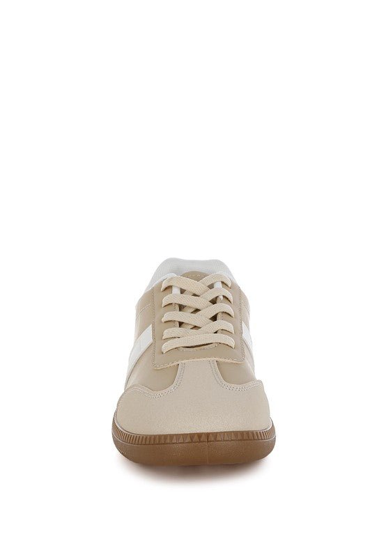 Crossover Classic Lace - Up Flatform Sneaker