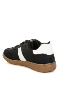 Crossover Classic Lace - Up Flatform Sneaker