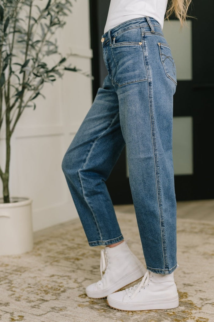 Judy Blue Bella High Waist Soft Barrel Jeans