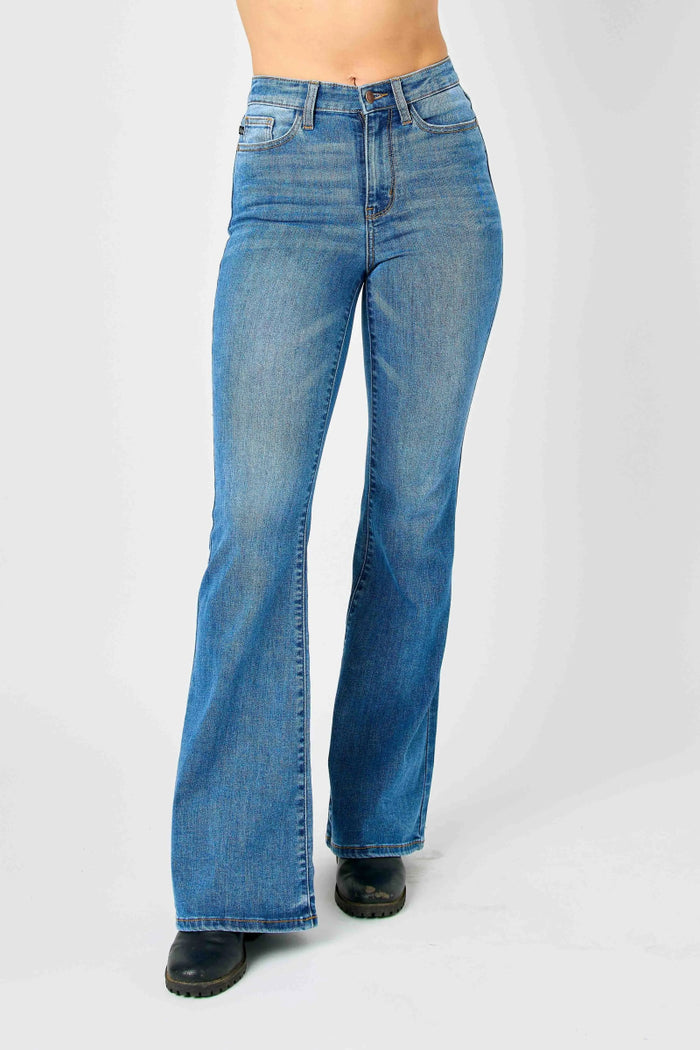 Judy Blue Classic Flare Jeans