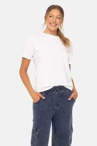 Kailey Round Neck Short Sleeve T-Shirt In White - Minnie's Treasure Boutique