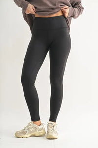 Keep It Moving Leggings In Black - Minnie's Treasure Boutique