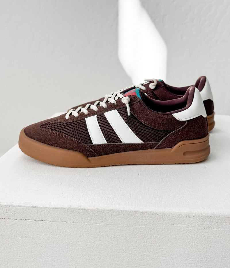 Maddie Sneaker in Brown