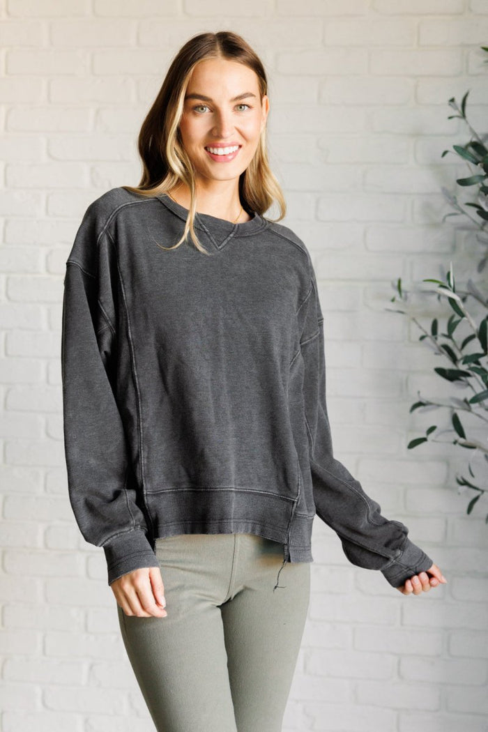 Mineral Wash Crew Neck Pullover in Black