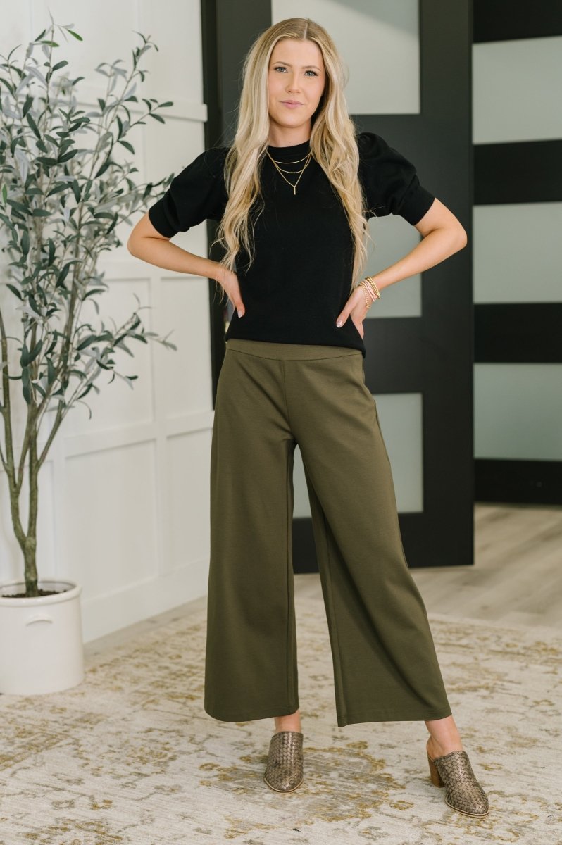 Puff Sleeve Blouse in Black