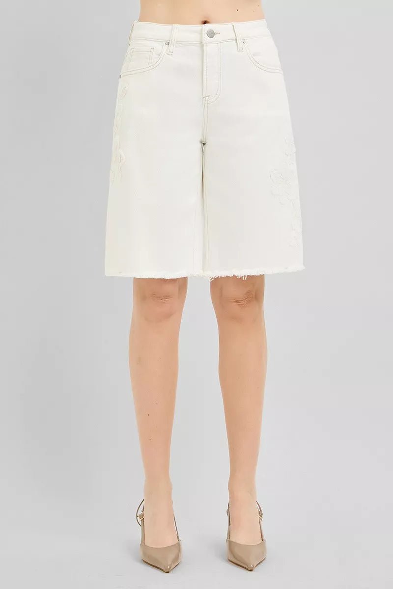 Relaxed Floral Embroidered Bermuda Shorts