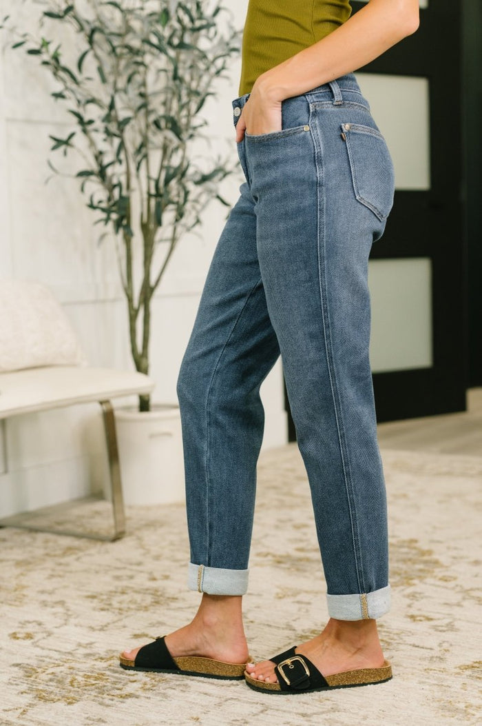 Shane Mid Rise Boyfriend Jean in Dark Indigo