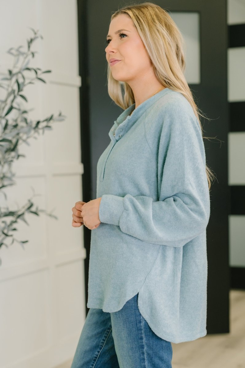 Urban Scooped Hi - Low Long Top - Blue Grey