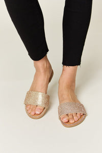 WILD DIVA Rhinestone Open Toe Flat Sandals